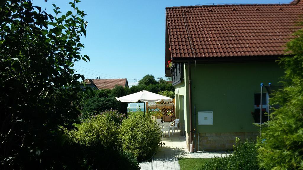 Rožnov pod Radhoštěm Apartment Amelie المظهر الخارجي الصورة